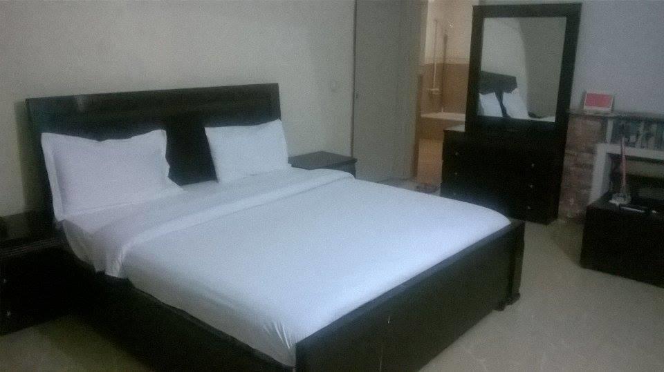 Pyramid International Guest House อิสลามาบัด ภายนอก รูปภาพ